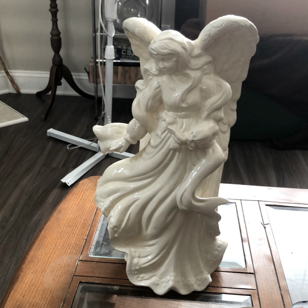Beautiful porcelain Angel. Christmas Angel New😇😇😇